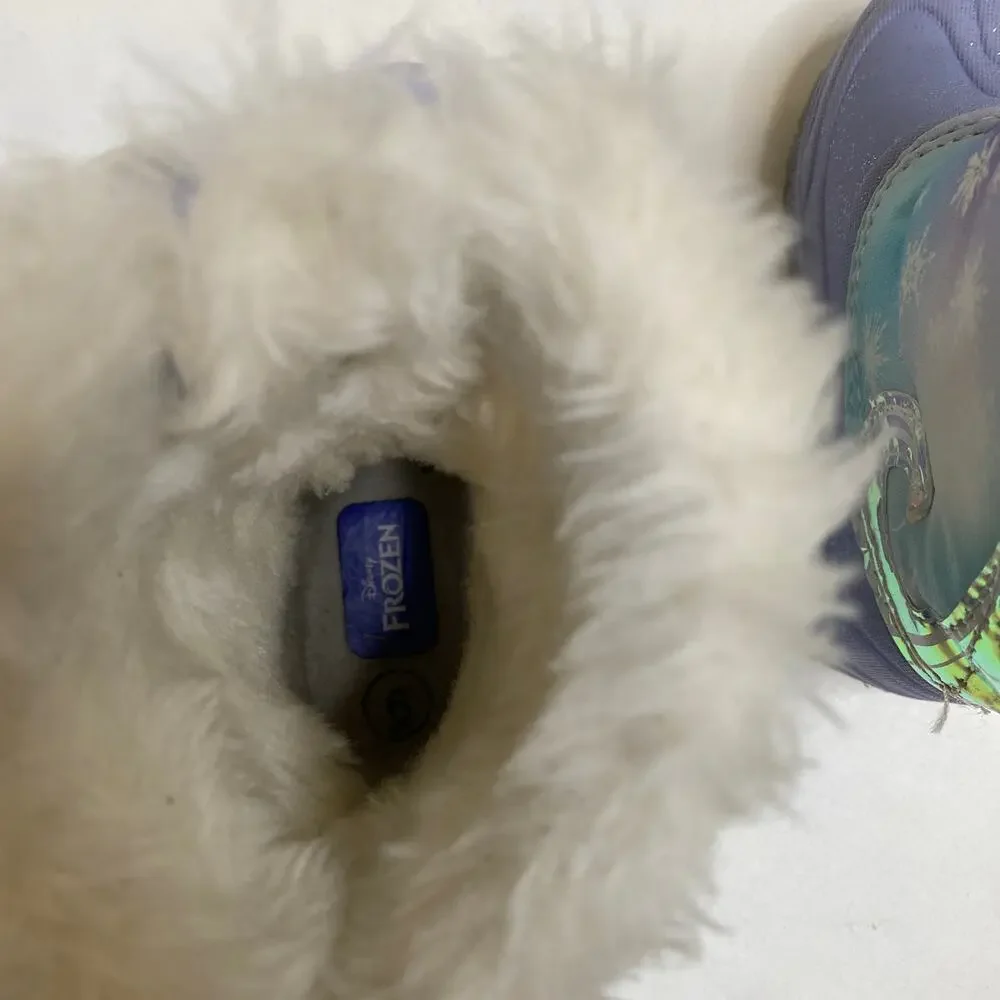 Frozen Little Girl’s Youth Light Up Furry Glittery Snow Boots Sz 6 Disney